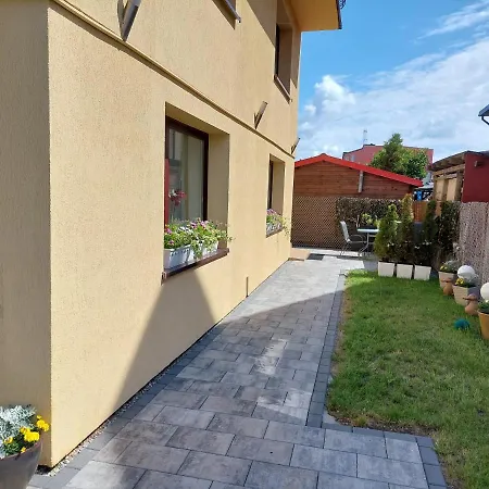 Pokoje Goscinne Zacisze Rowy  Exterior photo